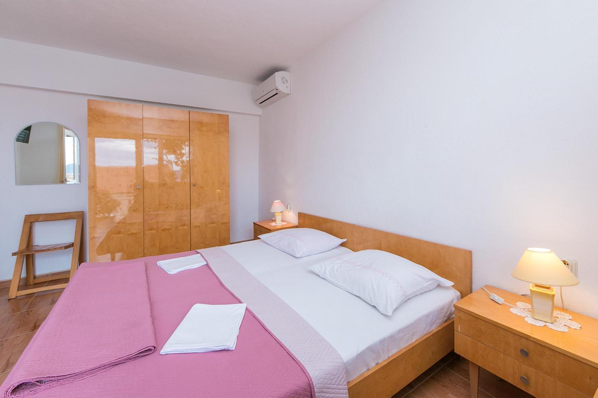 Apartments And Rooms By The Sea Brela, Makarska - 2752 Kamer foto