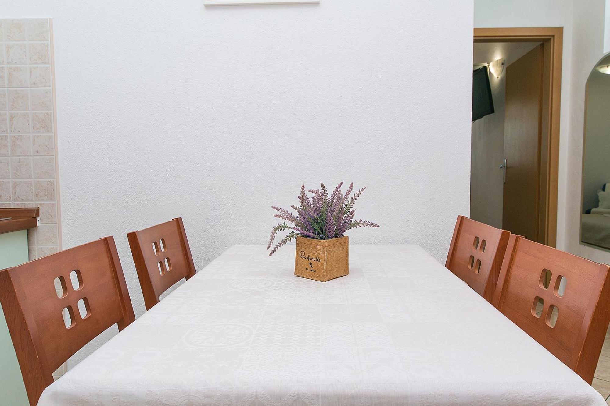 Apartments And Rooms By The Sea Brela, Makarska - 2752 Kamer foto