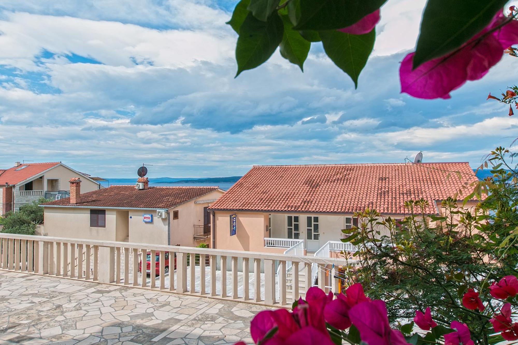 Apartments And Rooms By The Sea Brela, Makarska - 2752 Buitenkant foto